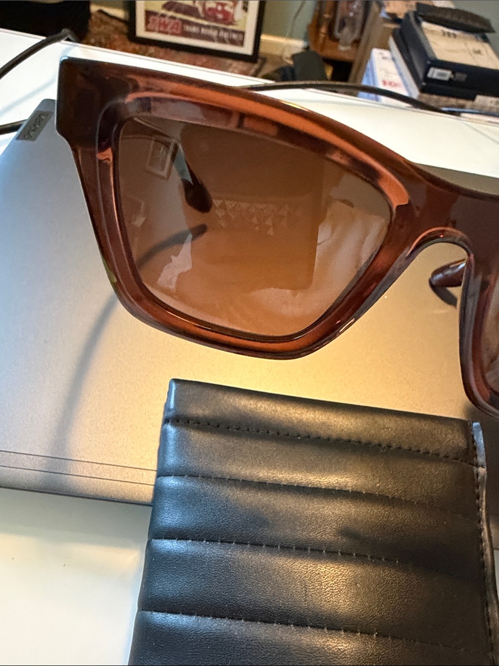 Victoria Beckham Brown Tinted Cat-Eye Sunglasses - Picture 2 of 6